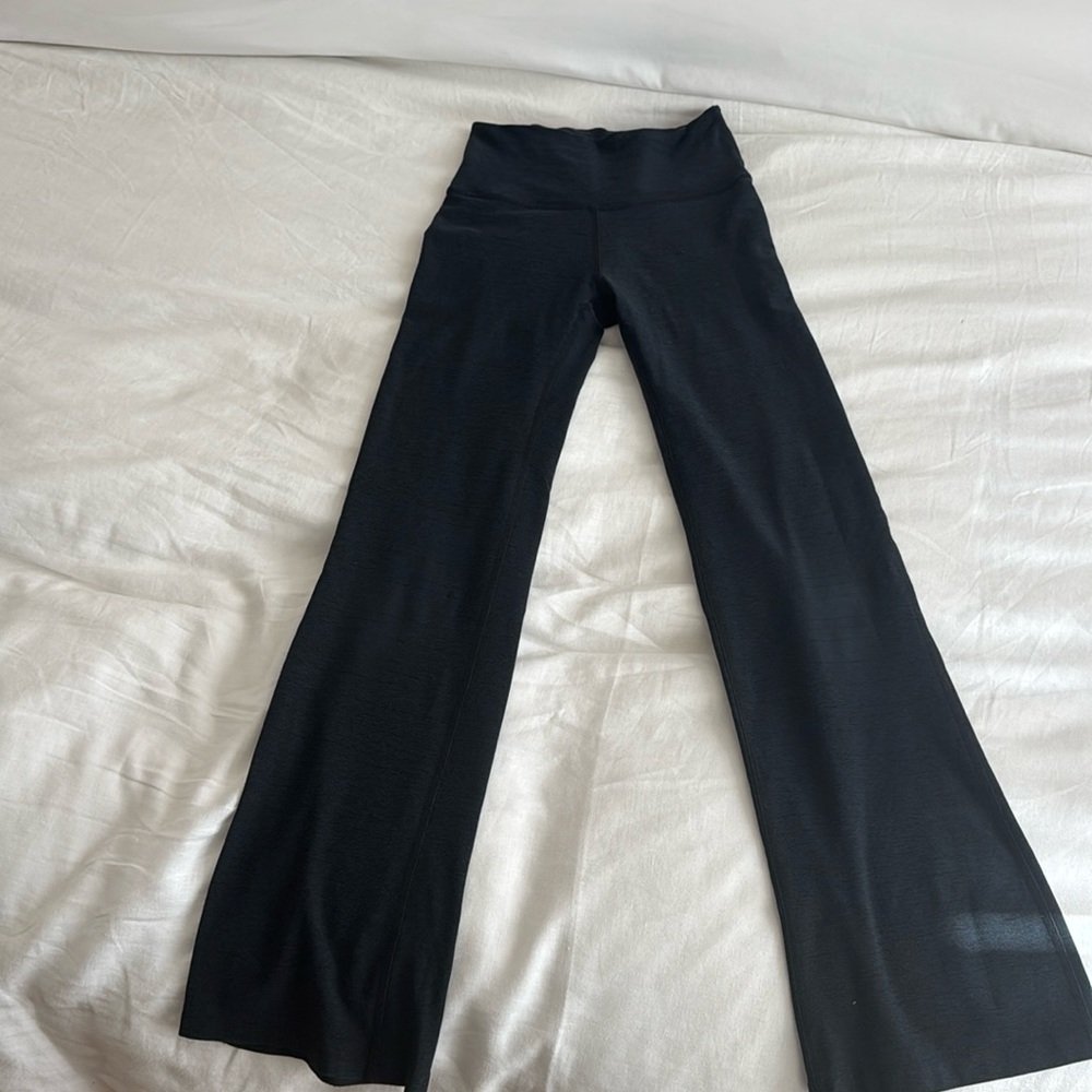 Beyond yoga leggings flare legs small